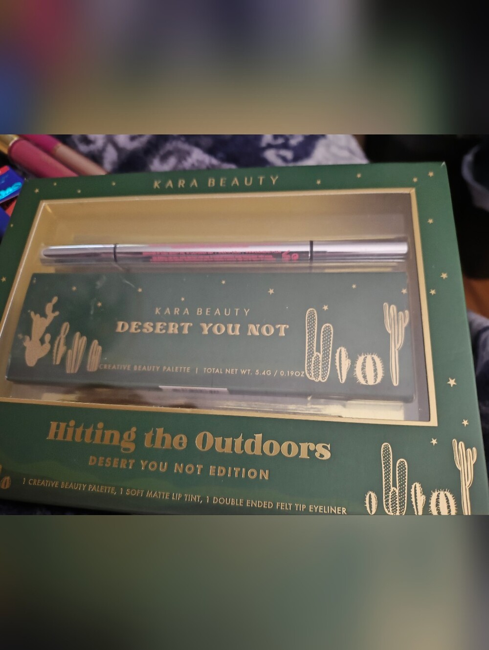 Kara Beauty Desert You Not Eyeshadow Palette - Green & Gold Packaging